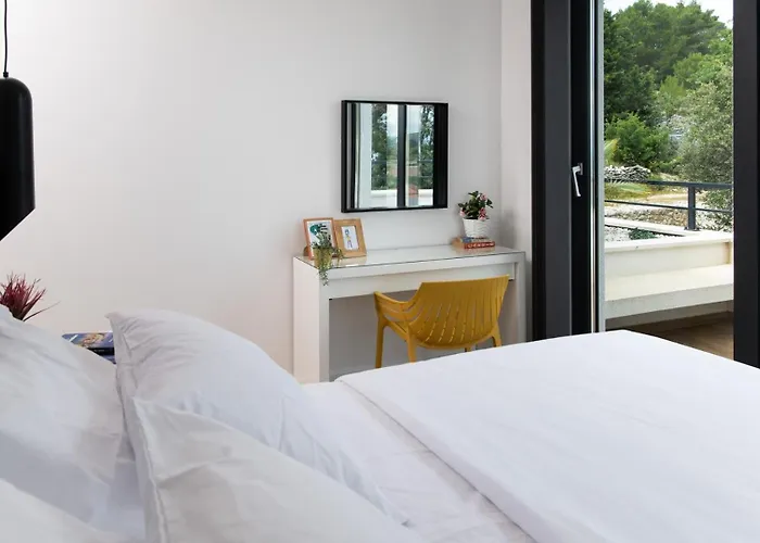 New Luxury Villa Soleia Skrip - Private Pool, Brac