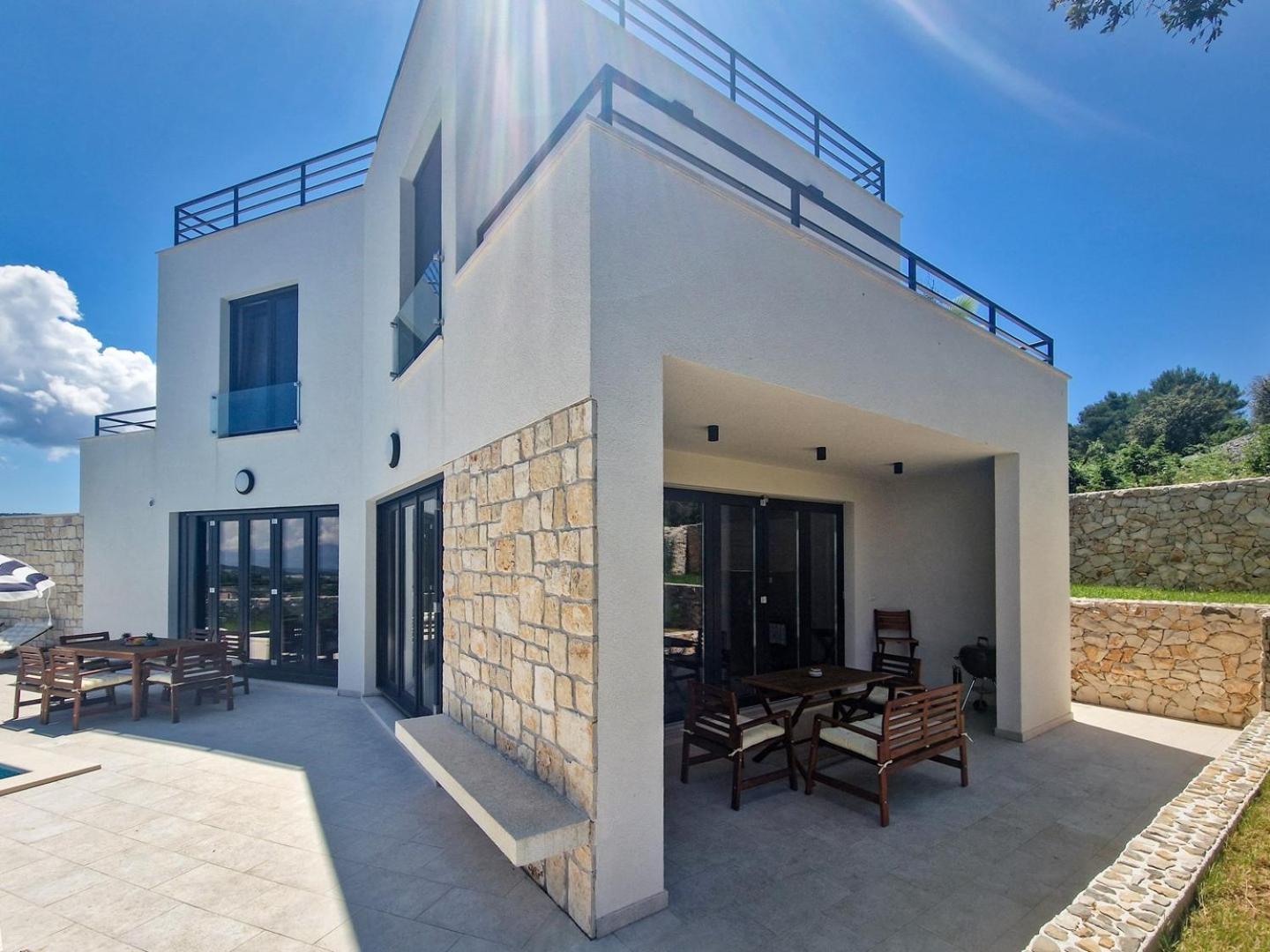 New Luxury Soleia - Private Pool, Brac *